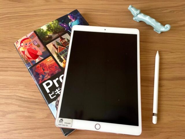 iPadとApple Pencilの写真